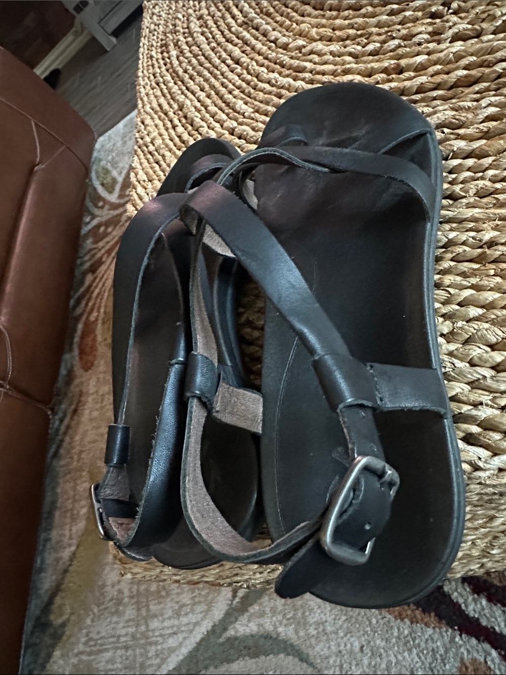 OluKai Black Leather Cross-Strap Sandals - Picture 4 of 8
